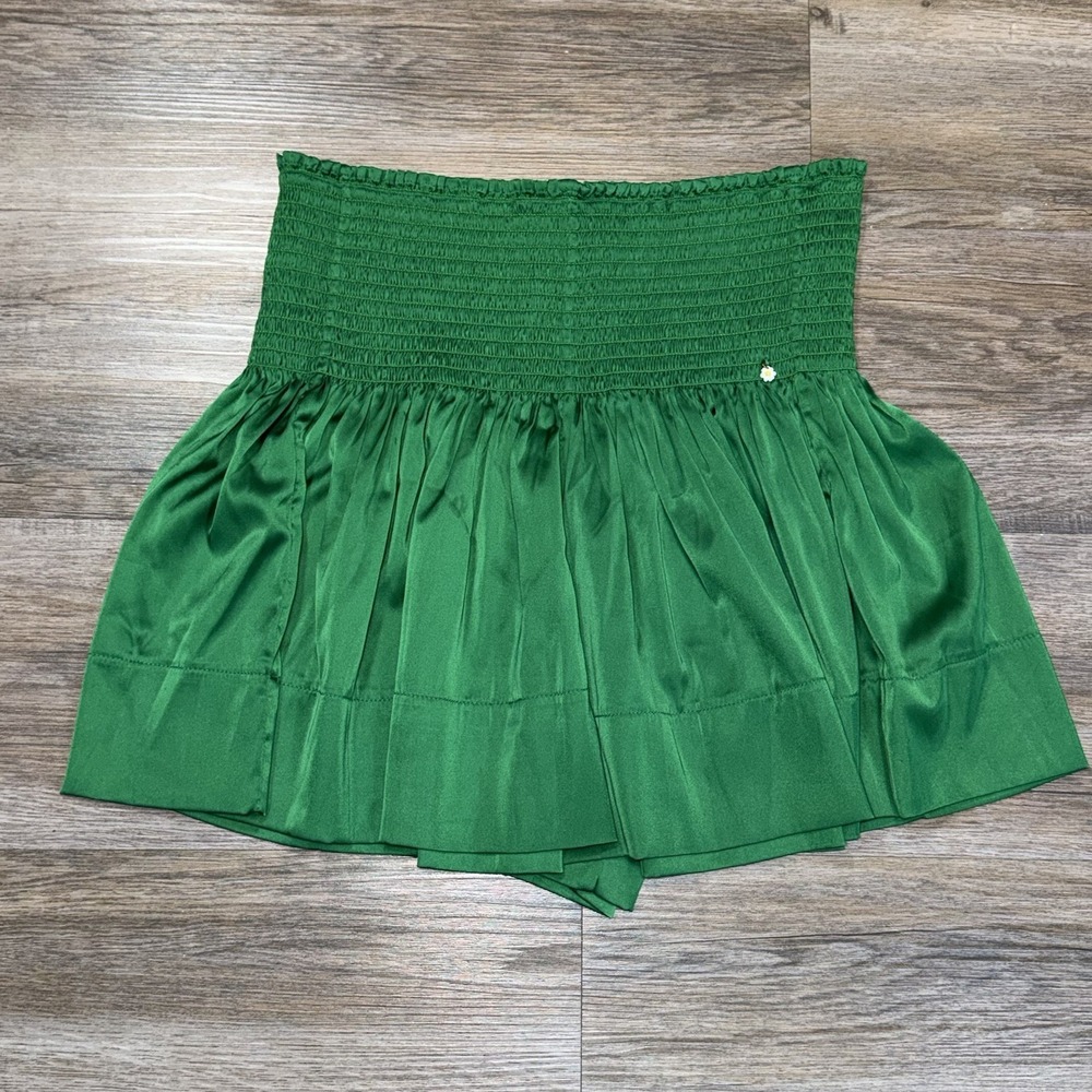 Natural Life Vibrant Satin Green Daisy Skort Womens Medium Mocked High Waist